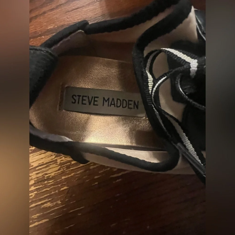 Steve Madden Black and Tan Mesh Sneakers - Picture 2 of 6